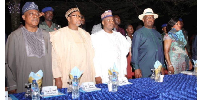 L-R: PDP National Chairman,  Prince Uche Secondus, Bauchi  State  Governor, Senator  Bala Mohammed,  Sokoto State Governor,  Aminu Tambuwal,  Rivers State Governor,  Nyesom Ezenwo Wike and his wife,  Justice Eberechi Suzzette Nyesom-Wike  during the 2020 Rivers State New Year Banquet. 