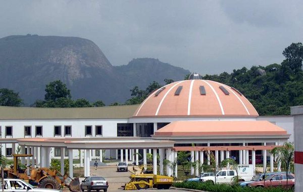 COVID-19: Presidency Allows 13 Media Houses To Cover Aso Villa