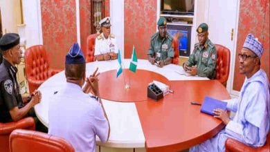 BREAKING: Buhari meets governors, service chiefs over insecurity