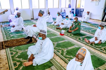 Presidency speaks as Buhari, others observe Juma’at as Aso Villa Mosque