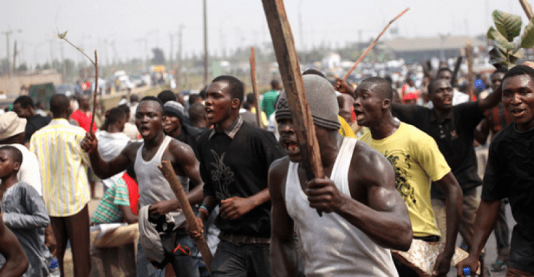 BREAKING: Hausa Traders clash with Hoodlums in Osogbo