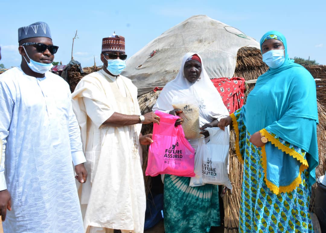 first-lady-aisha-buhari-sends-relief-materials-to-flood-victims-in-kebbi-state