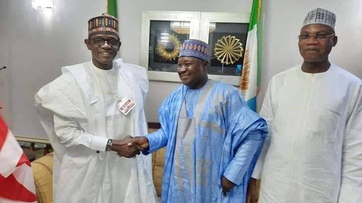 isa misau decamps to apc