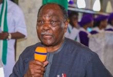 Former Head of State, Gowon Denies ‘Stealing Half of Central Bank’