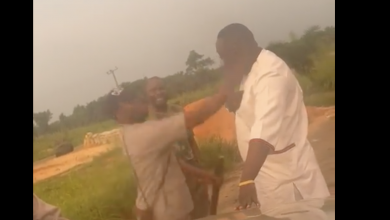 customs officer slaps okowa aide