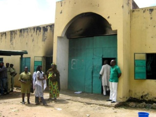 BREAKING: Protest erupts in Jos prison over hardship, reduction in food ration