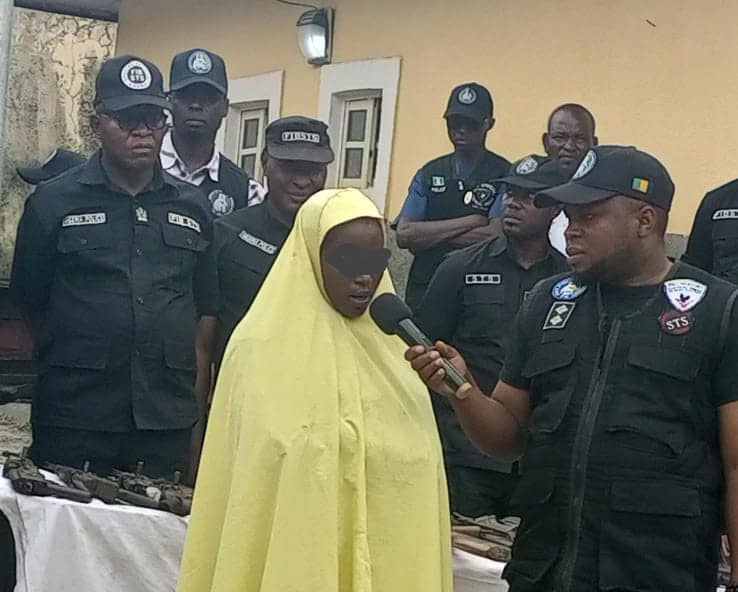 Police arrest 30-year-old woman with AK-47 hidden in garri sack