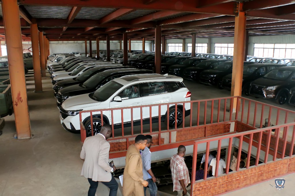 Gunmen kidnap three people from Innoson showroom in Anambra