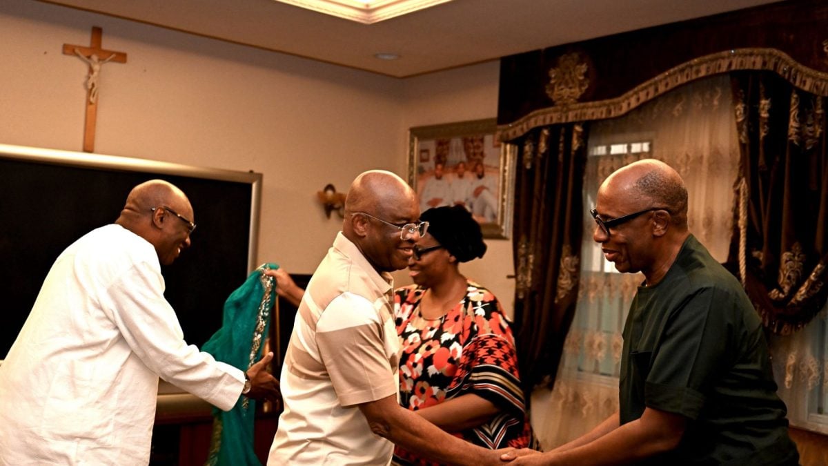 David Mark, Bishop Kukah, El-Rufai’s Wives, Visit Amaechi Over Mother's Death